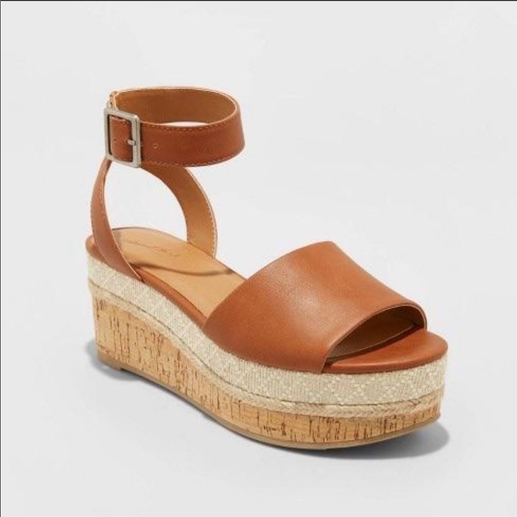 Universal Thread Bailey Platform Wedge